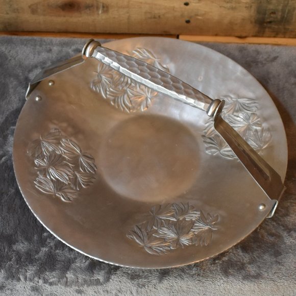 Vintage Everlast Metal Tray with Handle - Picture 3 of 12